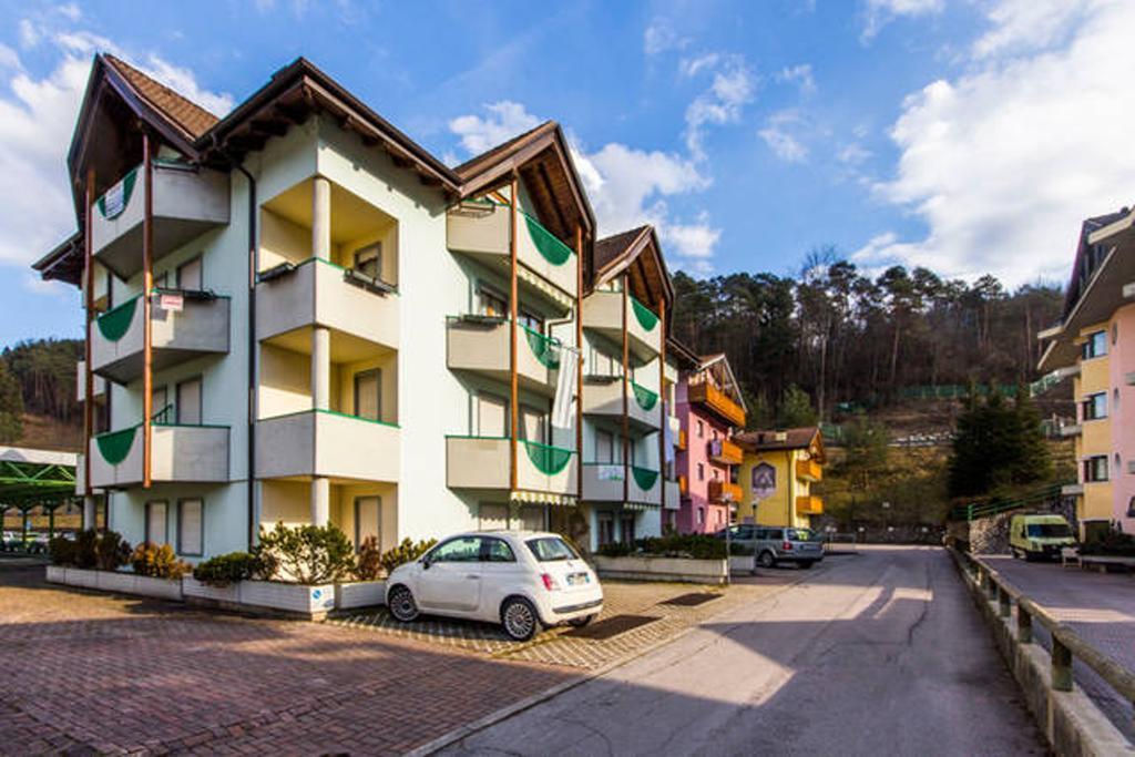Apart Erica Comano Terme Exterior foto